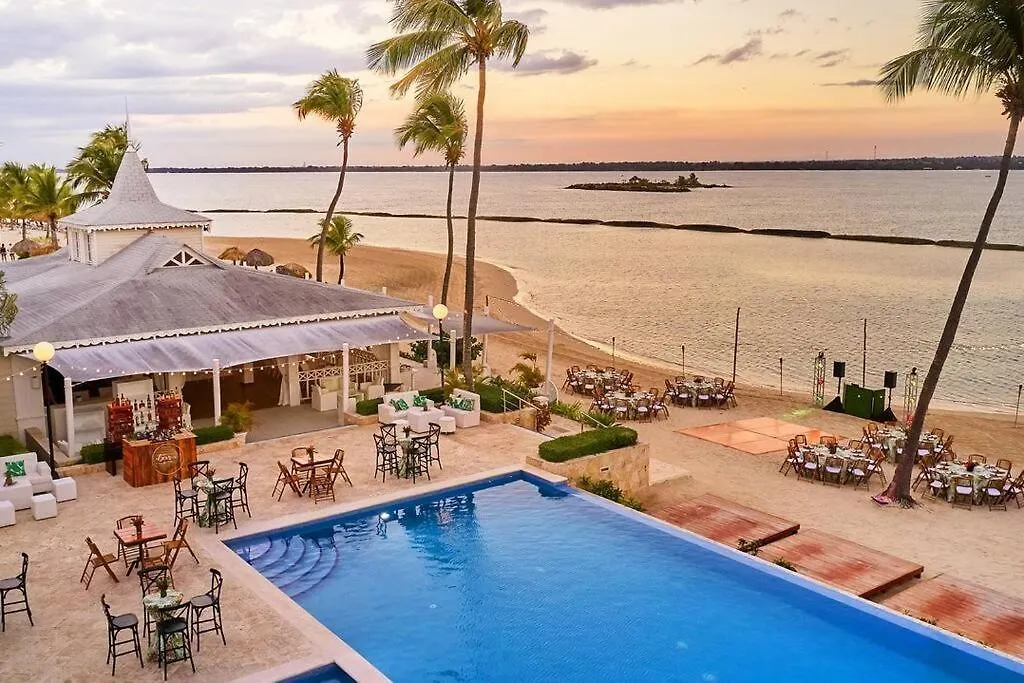 Impresionante Villa En Playa Nueva Romana La Romana